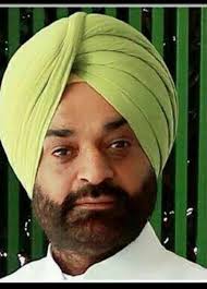You are currently viewing लक्की खुद के लिए ही साबित हो गए अनलक्की :- हाईकमान के एक्शन से पहले ही छोडा पद