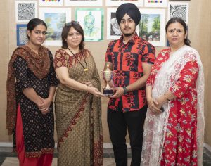 Read more about the article एपीजे कॉलेज में आर्ट्स प्रथम सेमेस्टर के छात्र श्री परमीत सिंह ने हासिल किया विश्वविद्यालय में 11 वां स्थान