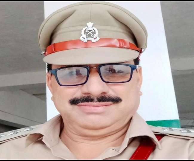 You are currently viewing इटावा के जिला कारागार में डिप्टी जेलर एसएच जाफरी पर हुई फायरिंग