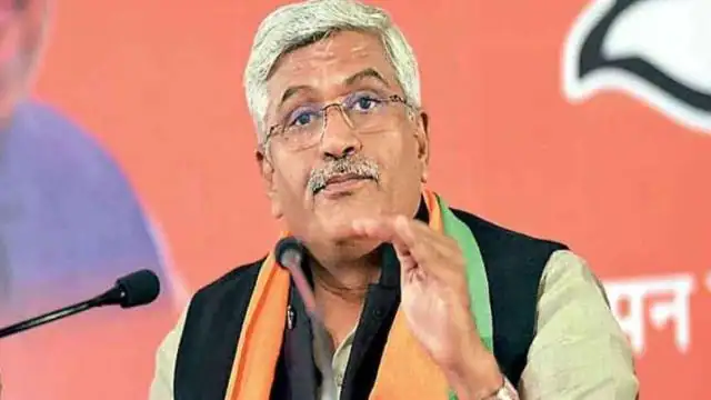 You are currently viewing राज्यसभा में दस्तावेज पटल पर रखे जाने के दौरान एक मंत्री की अनुपस्थिति को लेकर कांग्रेस ने उठाया सवाल