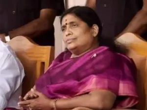 Read more about the article तमिलनाडु के पूर्व मुख्यमंत्री ओ पनीरसेल्वम की पत्नी विजयलक्ष्मी का चेन्नई के अस्पताल में हुआ स्वर्गवास