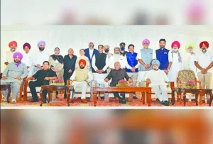 Read more about the article पंजाब के मुख्यमंत्री “चरणजीत सिंह चन्नी” ने मंत्रियों के बीच विभागों का किया बंटवारा