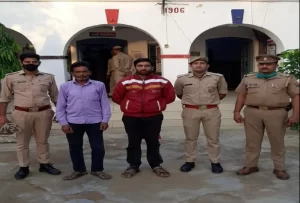 Read more about the article आगरा पुलिस ने 43 लाख की लूट करने के मामले में , दो आरोपियों को किया गिरफ्तार