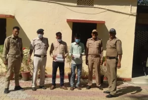 Read more about the article हरिद्वार जिले की पुलिस और नारकोटिक्स की टीम ने , गाड़ोवाली गांव में छापा मार कर नशे का जखीरा किया बरामद ; दो आरोपी गिरफ्तार