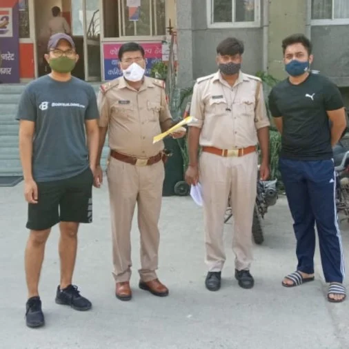 You are currently viewing नोएडा में  एक शख्स से मारपीट मामले में , पुलिस ने एओए उपाध्यक्ष के दो बेटों को किया गिरफ्तार