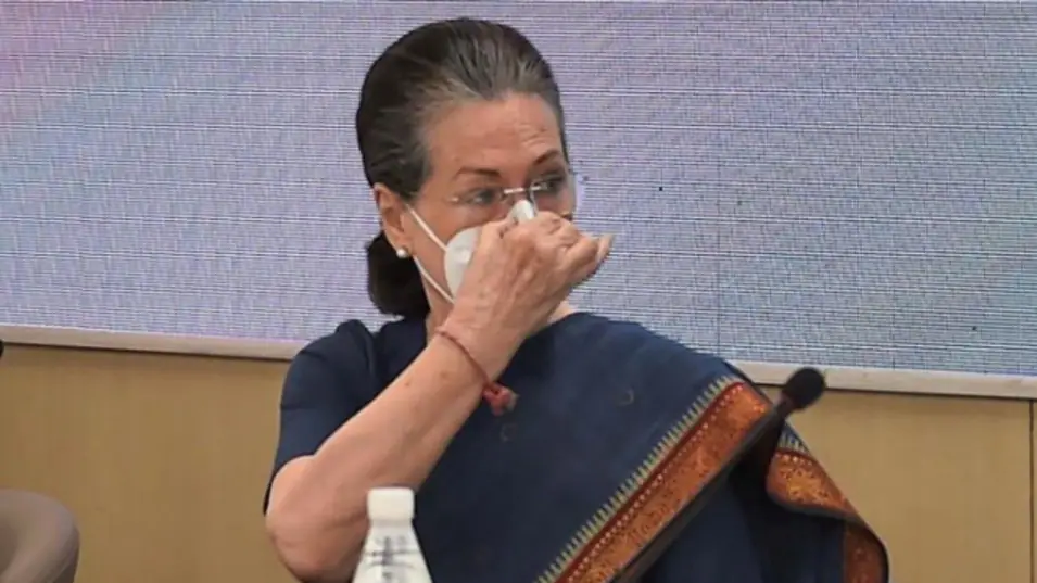 You are currently viewing कई राज्यों में उठापटक का सामना कर रही , कांग्रेस को जम्मू कश्मीर में बड़ा झटका