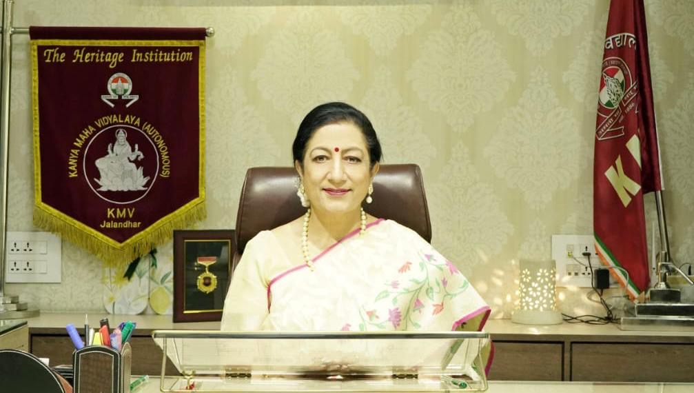 You are currently viewing KMV ने नियमित डिग्री के साथ ऐड-ऑन के रूप में 28 नए आयु प्रमाणपत्र पाठ्यक्रम शुरू किए