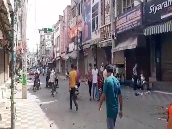 You are currently viewing जालंधर में पूर्ण बंद, पुलिस बल तैनात, रविदास-वाल्मीकि समाज बोले- महाधिवक्ता पर एससी-एसटी एक्ट के तहत मामला दर्ज हो