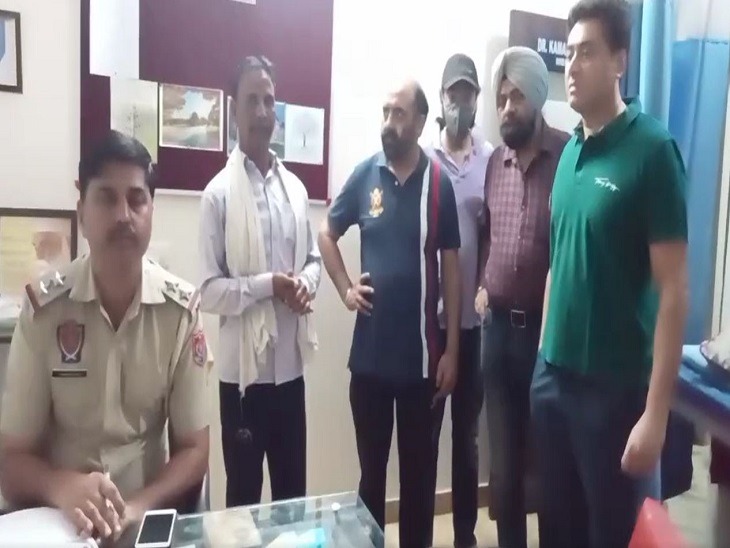 You are currently viewing जालंधर में हॉस्टल में नर्स की हत्या हमले में दूसरी युवती गंभीर घायल अज्ञात पर FIR CCTV कैमरों की जांच जारी