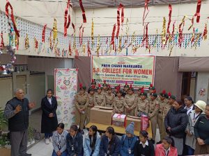 Read more about the article P.C.M.S.D. कॉलेज फॉर विमेन, जालंधर के एनसीसी कैडेट्स और सेंट्रल एसोसिएशन के छात्रों द्वारा क्रिसमस का आयोजन।