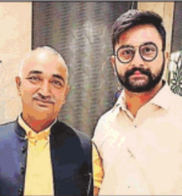 Read more about the article पूर्व पार्षद Vicky Kalia के बेटे ने किया सरेंडर:60 लाख विधायक निधि घोटाले में नामजद; पिता ने कर ली थी खुदकुशी