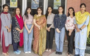 Read more about the article एपीजे कॉलेज ऑफ फाइन आर्ट्स जालंधर के विद्यार्थियों ने MA Fine Arts 3rd समैस्टर में पहले 10 स्थानों में से 6 स्थानों पर किया अपना वर्चस्व स्थापित