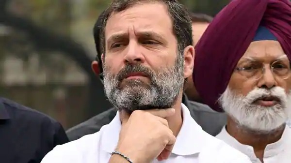 Read more about the article राहुल गांधी को सुनाई 2 साल की सजा :- जानिए क्या है पूरा केस