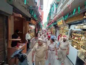 Read more about the article सरेंडर के लिए अमृतपाल की तीन शर्तें:कहा- मारपीट न हो, पंजाब की जेल में रखें, सरेंडर को गिरफ्तारी न बताएं
