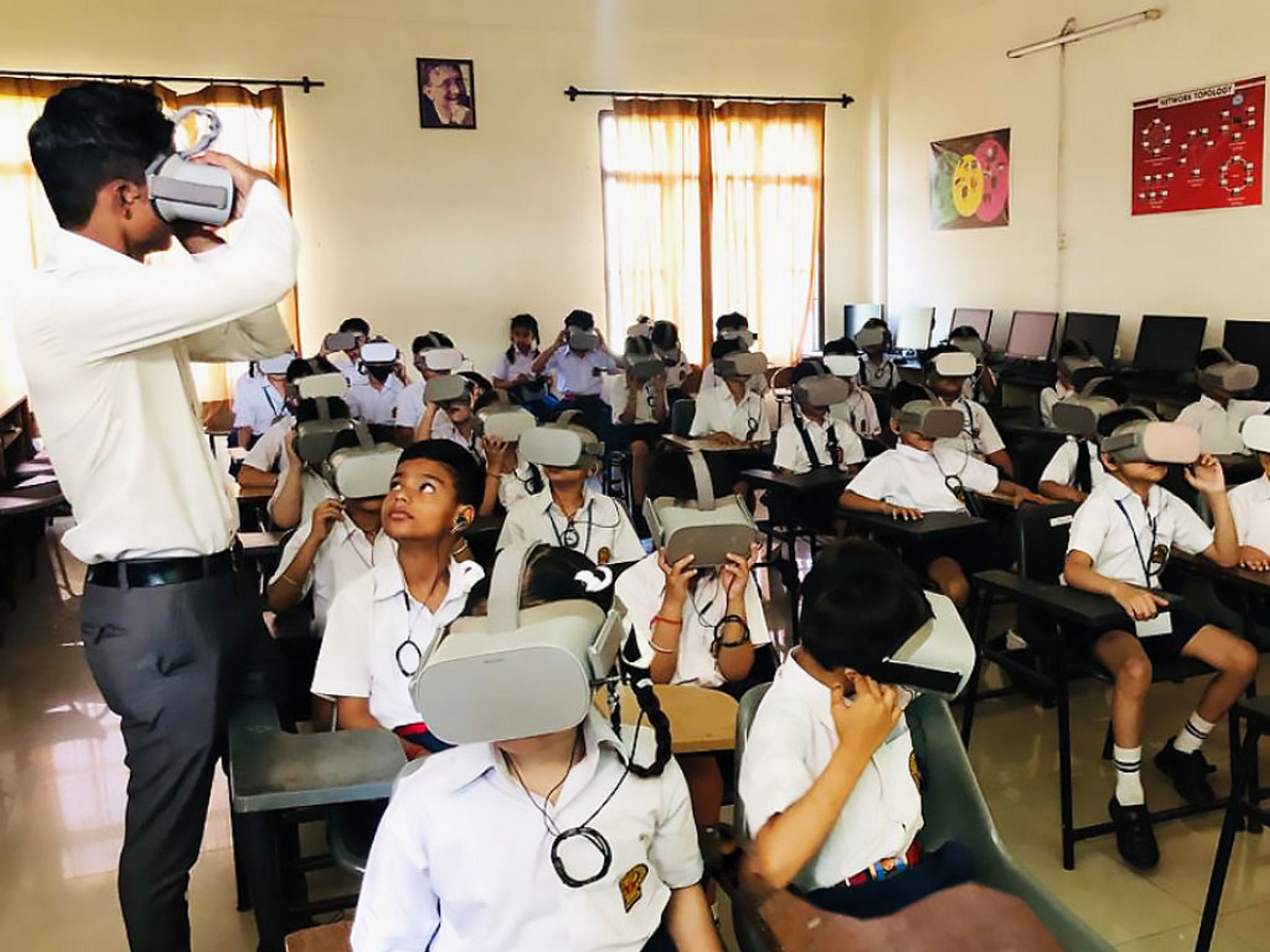 You are currently viewing इनोसेंट हार्ट्स में मेटावर्स  इमर्सिव लर्निंग प्रोग्राम 360VR  का आयोजन