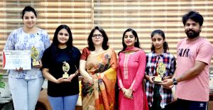 Read more about the article एपीजे कॉलेज ऑफ फाइन आर्ट्स जालंधर के विद्यार्थियों ने ‘मीडिया कार्निवल’ में जीते प्रथम और द्वितीय पुरस्कार