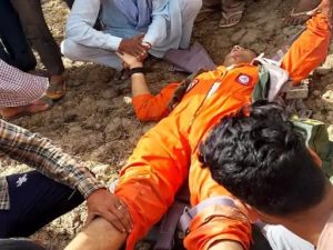 Read more about the article Rajasthan के हनुमानगढ़ में वायुसेना का मिग-21 क्रैश:घर पर गिरा फाइटर जेट; 2 महिलाओं की मौत, पायलट सुरक्षित