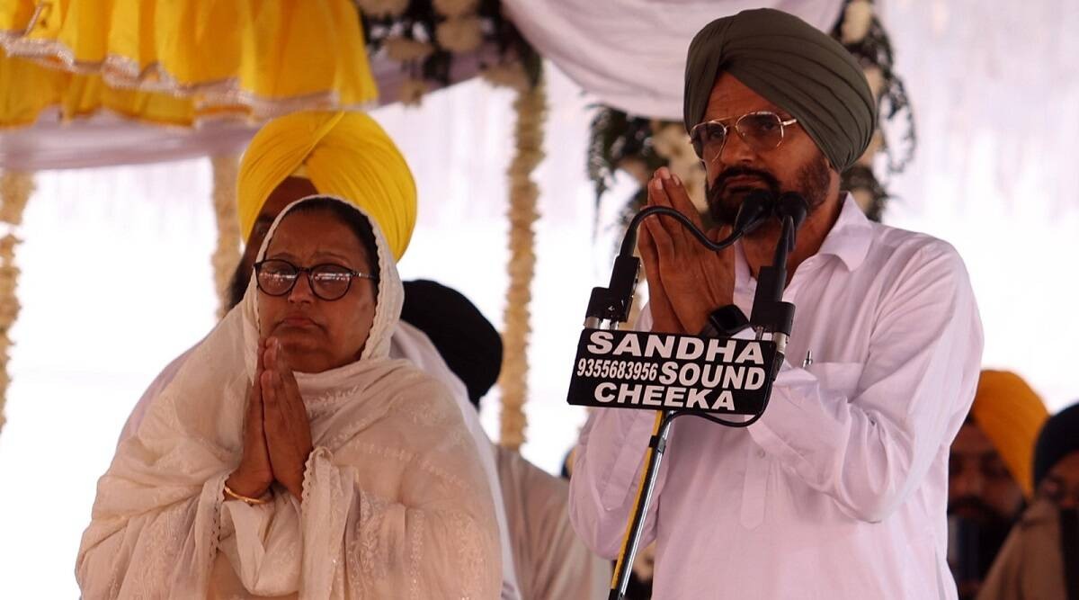 You are currently viewing कांग्रेस का दावा- मूसेवाला के माता-पिता हाउस-अरेस्ट:बेरी बोले- पुलिस दोनों को गांव ले गई, उपचुनाव में प्रचार के आखिरी दिन आना था जालंधर