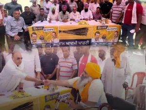 Read more about the article EC के नियम तोड़ते 6 AAP MLA, देखिए सबूत CEO का दावा1 विधायक पर Action हकीकत-FIR में नाम ही नहीं कांग्रेस ने उठाए सवाल