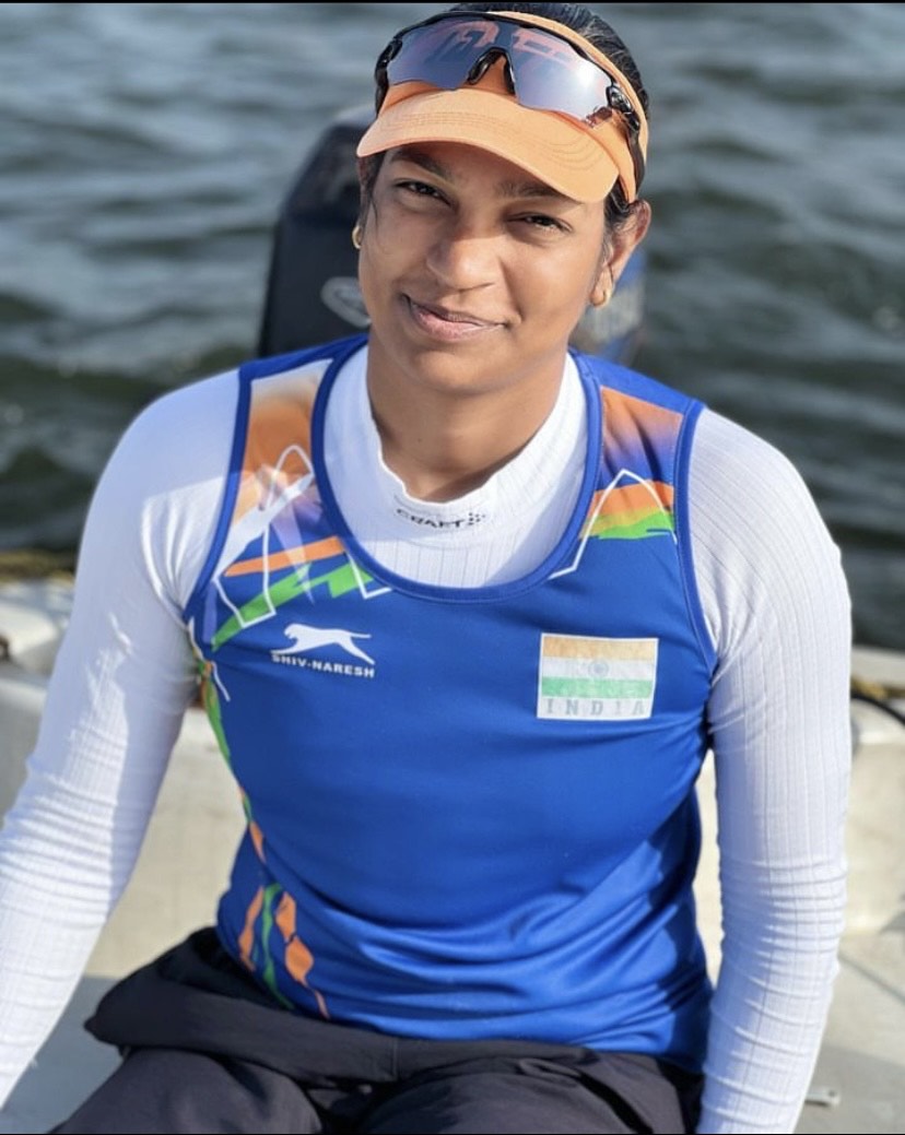 Read more about the article एचएमवी स्टूडेंट ने एशियन में गोल्ड और सिल्वर मेडल जीते  पैरा गेम्स-2023 || HMV Student won Gold and Silver Medals in Asian  Para Games-2023
